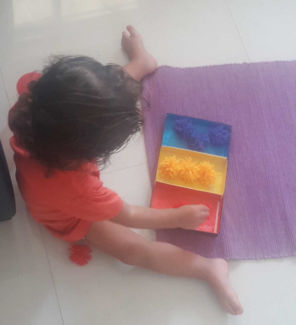 DIY Matching Colours Activity